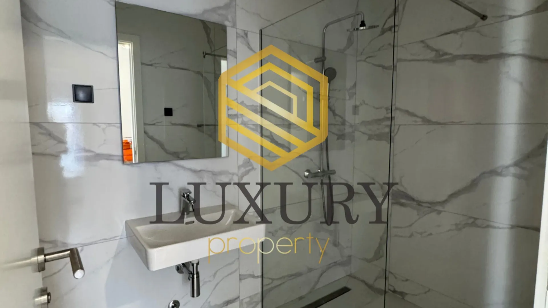 Rent, one bedroom apartment, 53m², Central Point, Podgorica