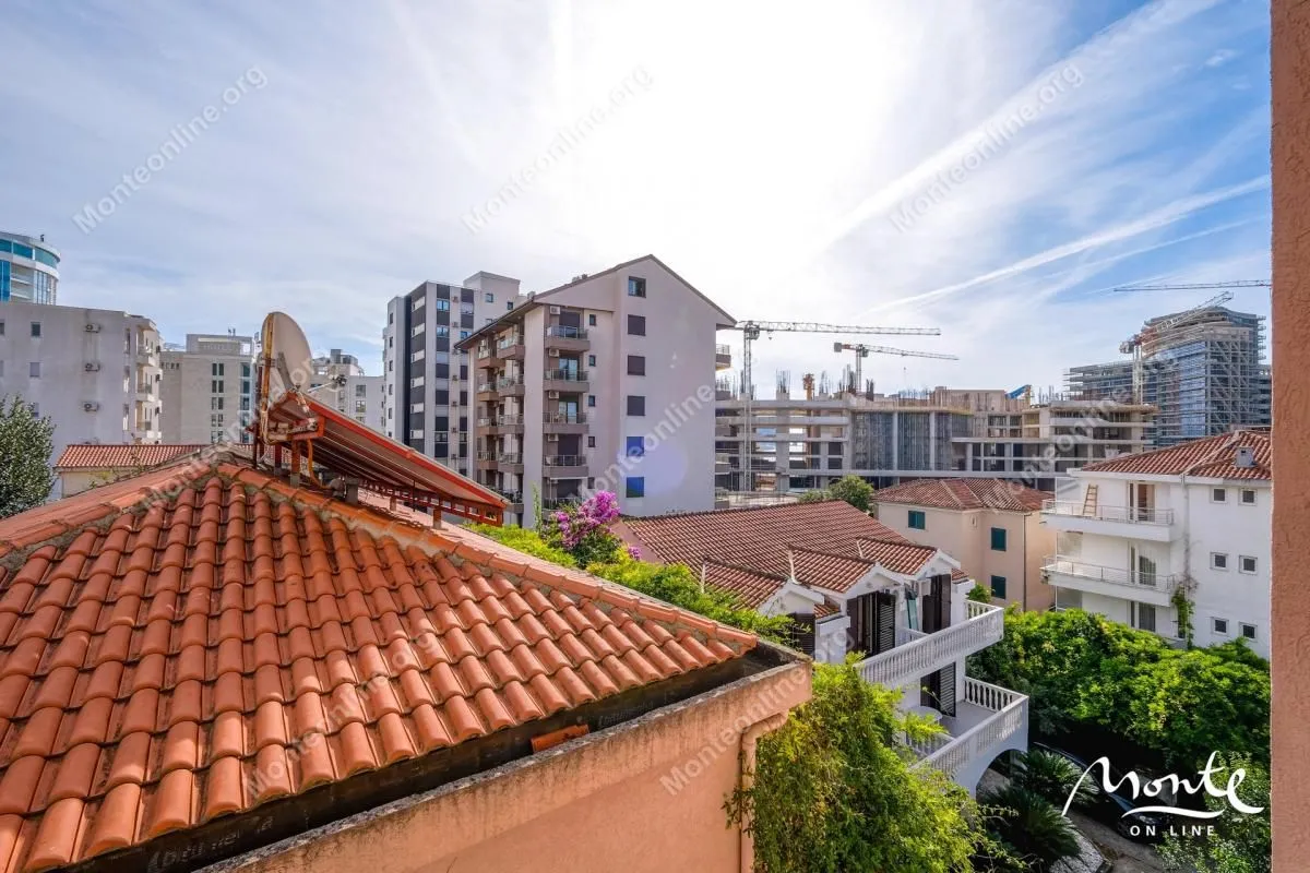 Prodaja, jednosoban stan, 64m², Budva, Crna Gora