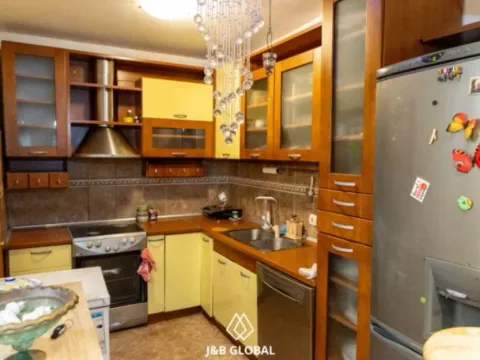 Izdavanje, trosoban stan, 92m², Zabjelo, Podgorica - image 7