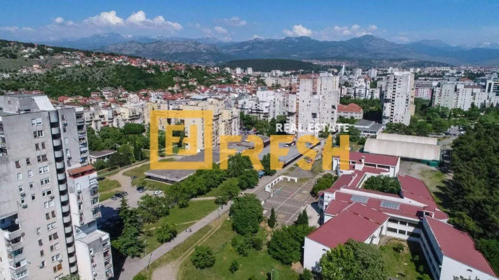 Rent, one bedroom apartment, 50m², Blok 5, Podgorica
