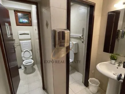 Izdavanje, poslovni prostor, 150m², Savski Venac, Beograd - image 11