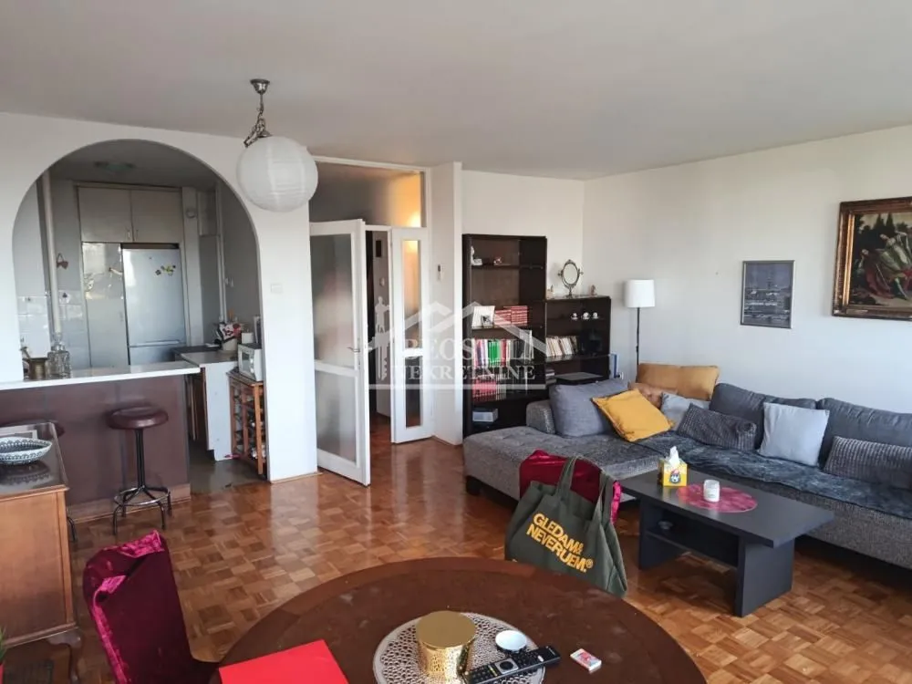 Sale, three bedroom apartment, 74m², Banjica, Voždovac Sve Podlokacije
