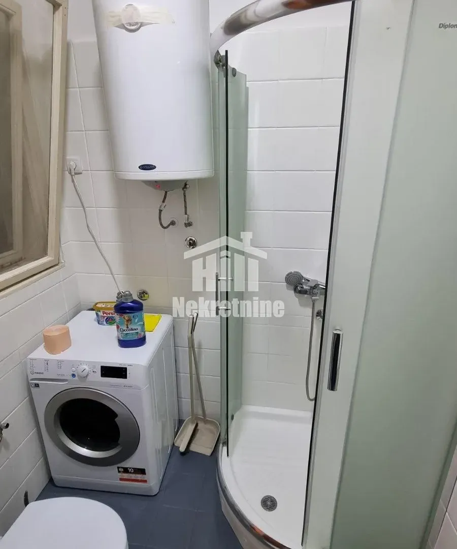 Sale, two bedroom apartment, 55m², Zemun Centar, Zemun Sve Podlokacije