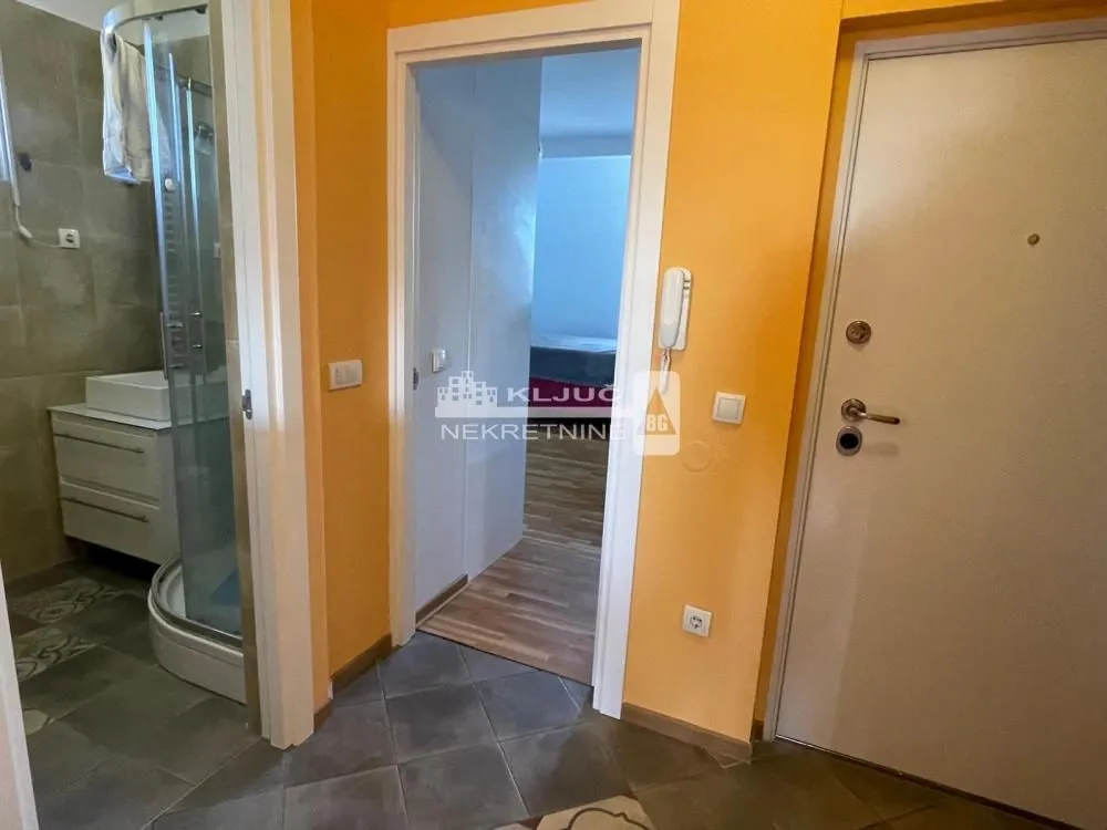 Izdavanje, dvosoban stan, 41m², Lipov Lad, Zvezdara Sve Podlokacije