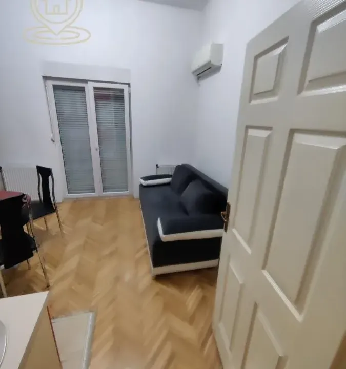 Izdavanje, jednosoban stan, 35m², Grbavica, Novi Sad Sve Podlokacije