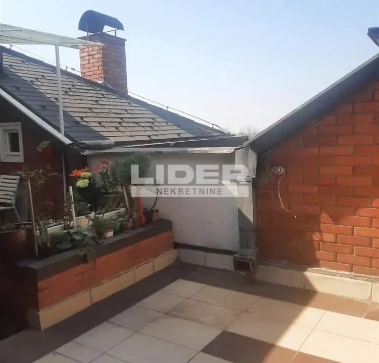 Prodaja, četvorosoban stan, 109m², Galenika, Beograd