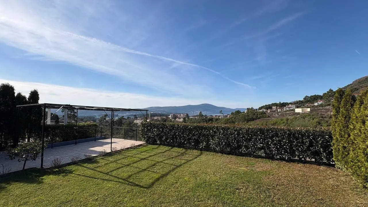 Prodaja, kuća, 487m², Mrčevac, Tivat