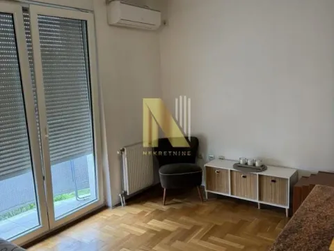 Izdavanje, garsonjera, 24m², Novi Sad, Srbija - image 2