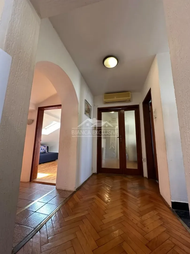 Sale, two bedroom apartment, 54m², Novi Beograd Blok 1 Fontana, Novi Beograd Sve Podlokacije