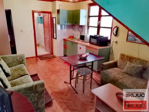 Rent, studio apartment, 35m², Bulevar Oslobodjenja, Novi Sad Sve Podlokacije - image 8