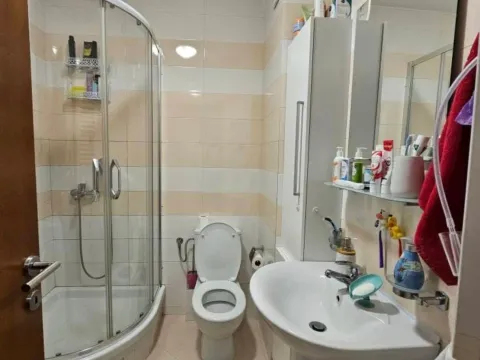 Sale, two bedroom apartment, 56m², Stari Aerodrom, Podgorica - image 9