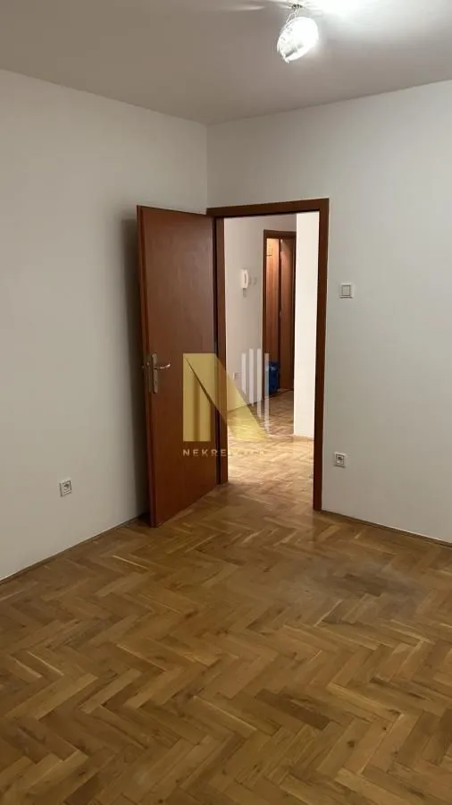 Izdavanje, dvosoban stan, 54m², Nova Detelinara, Novi Sad Sve Podlokacije