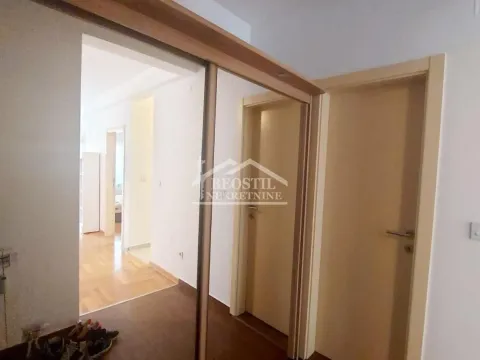 Izdavanje, dvosoban stan, 51m², Đeram Pijaca, Beograd - image 11