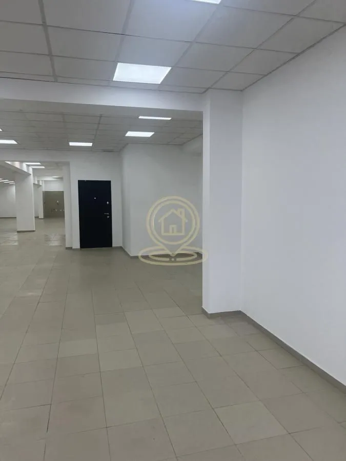 Rent, office space, 615m², Dušanovac, Voždovac Sve Podlokacije
