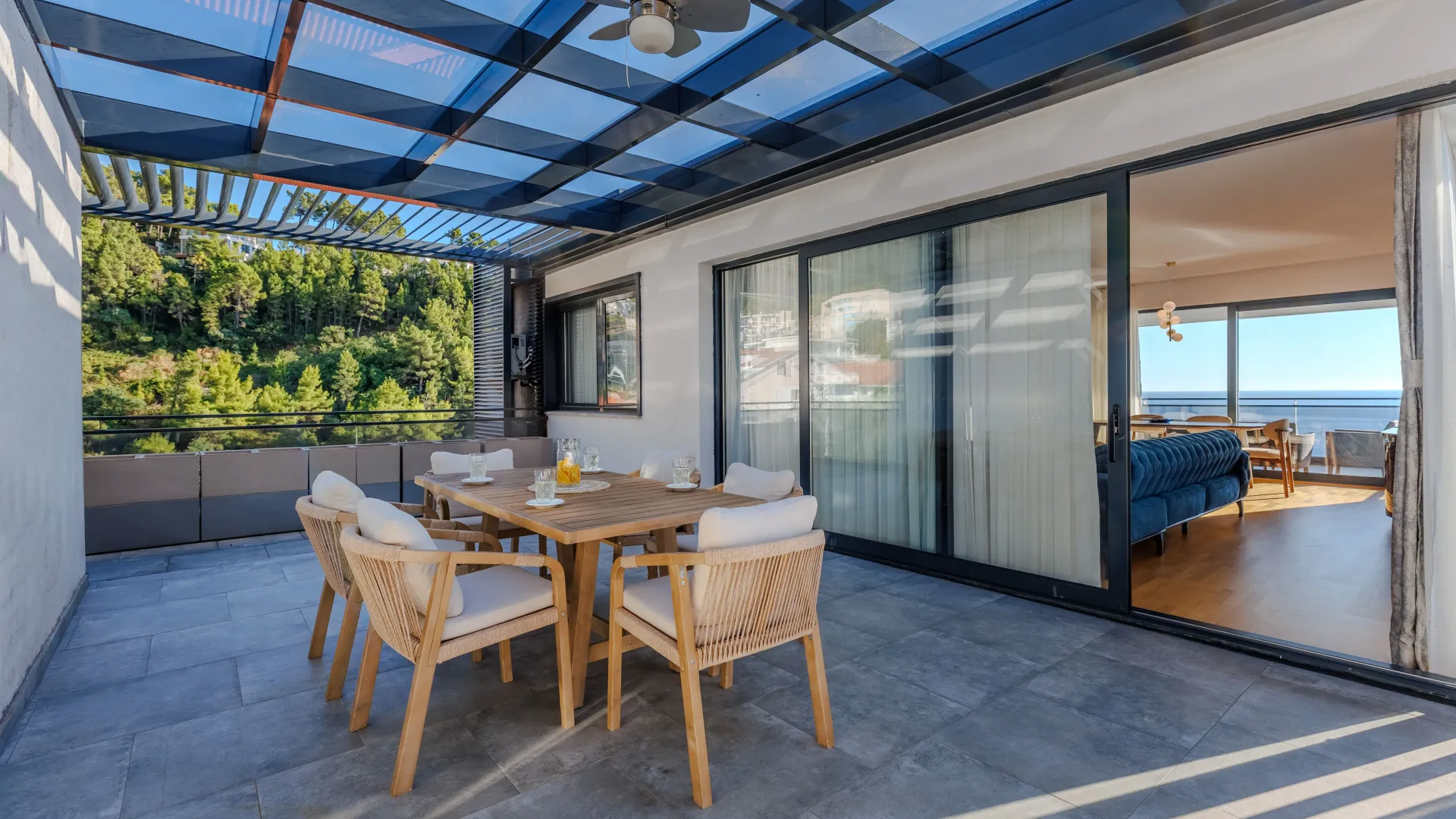 Sale, two bedroom apartment, 162m², Sveti Stefan, Budva