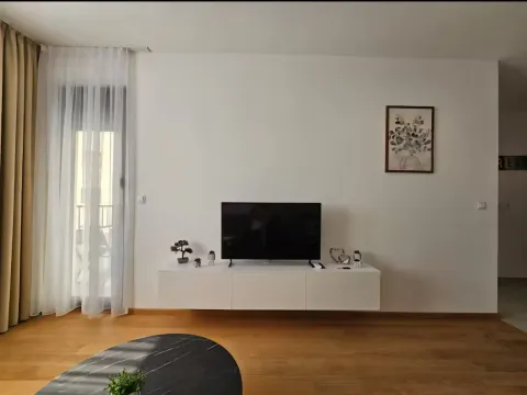 Prodaja, jednosoban stan, 42m², Bečići, Budva - image 9