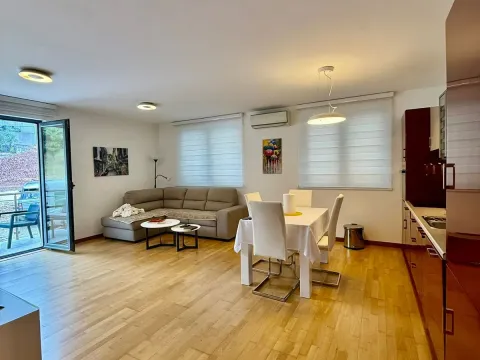 Sale, two bedroom apartment, 70m², Pržno, Budva - image 4