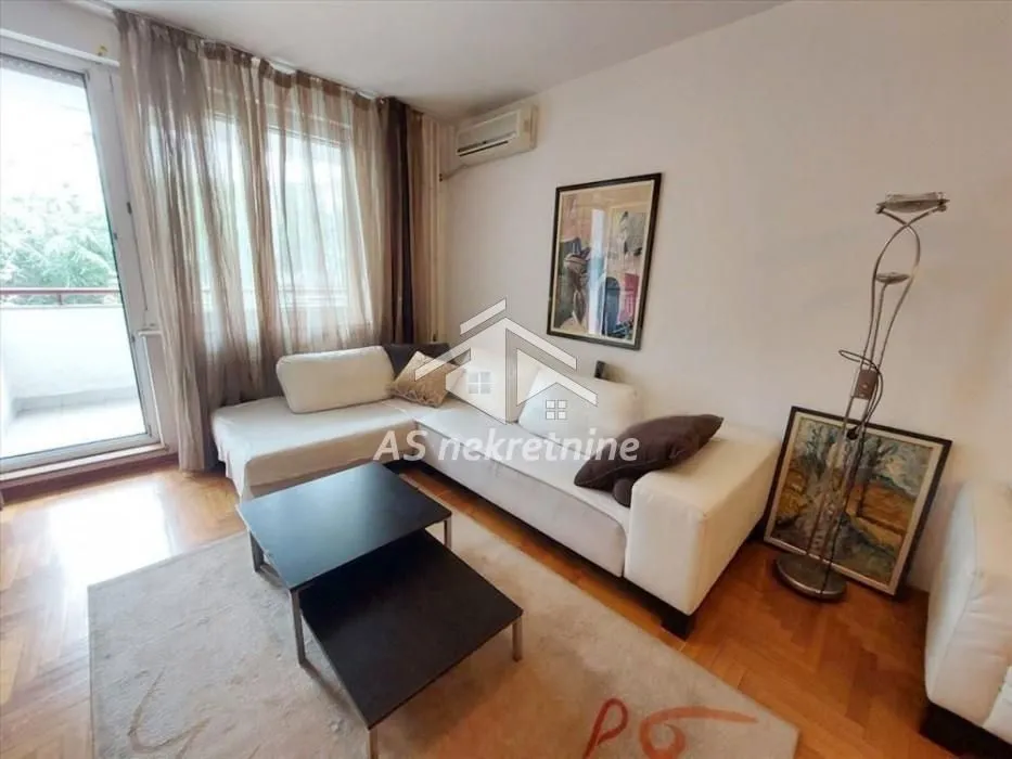 Rent, three bedroom apartment, 80m², Novi Beograd Sve Podlokacije, Beograd