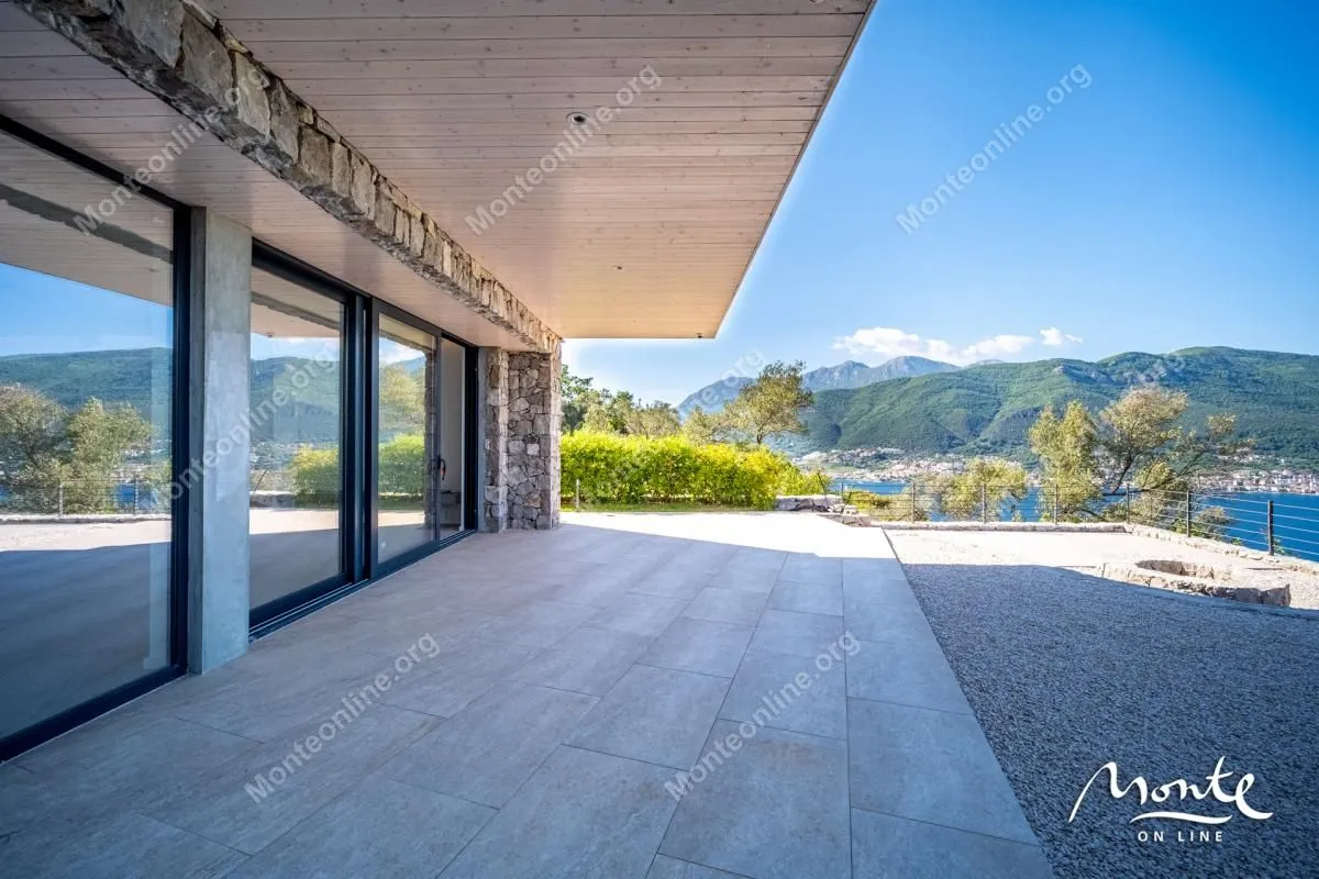 Prodaja, kuća, 173m², Krašići, Tivat