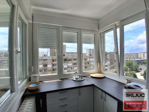Prodaja, trosoban stan, 76m², Socijalno, Novi Sad Sve Podlokacije - image 7