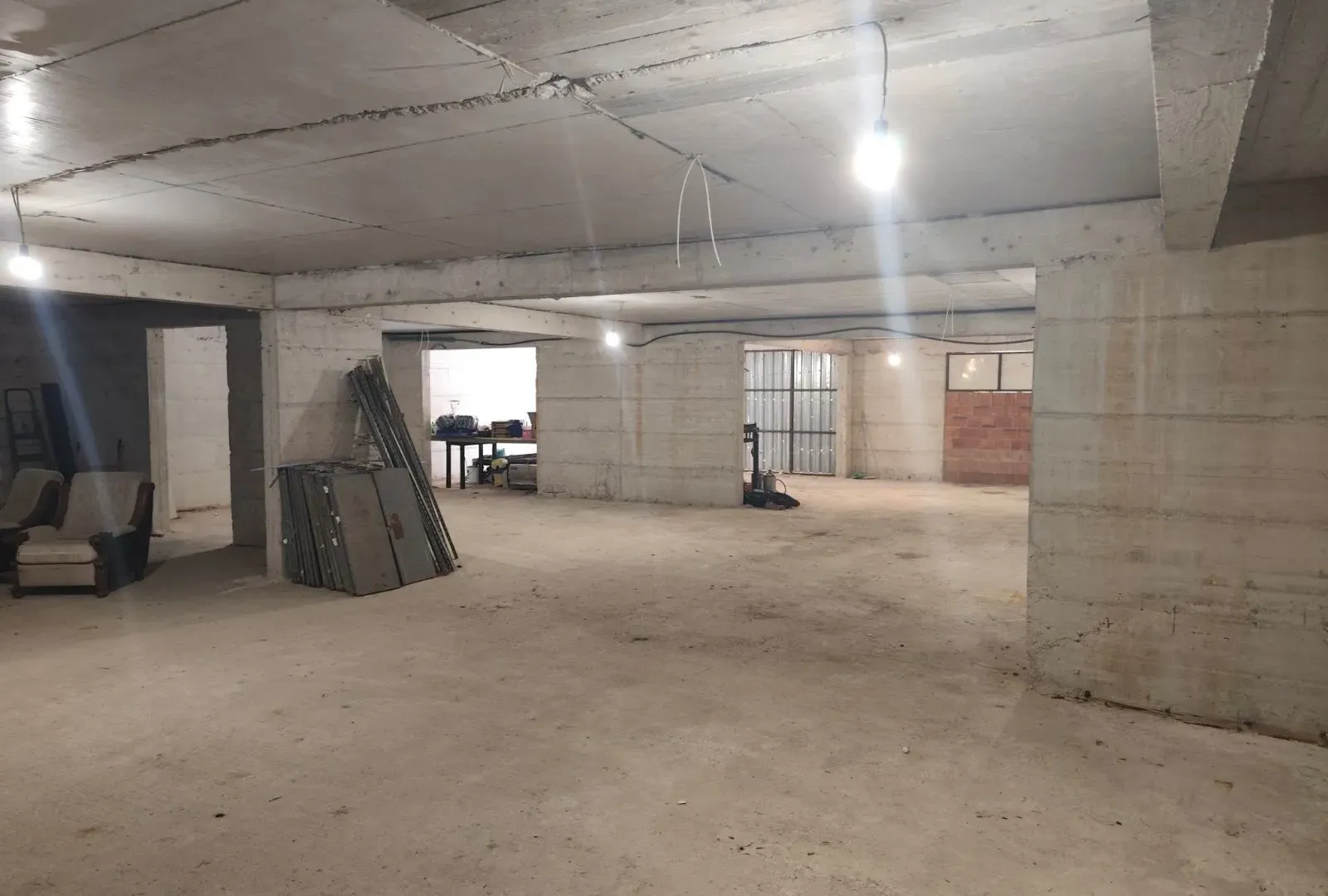 Rent, office space, 240m², Tomba, Bar