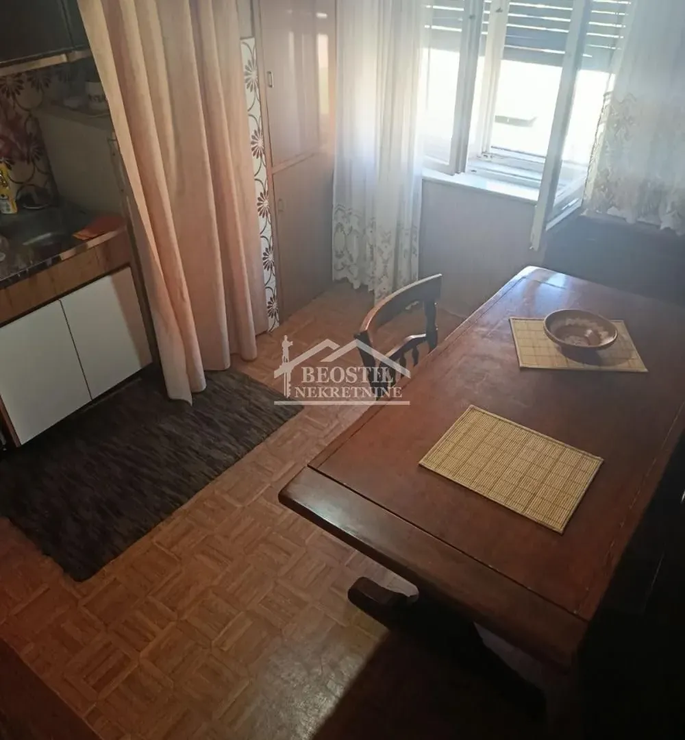 Sale, two bedroom apartment, 51m², Savski Venac, Beograd