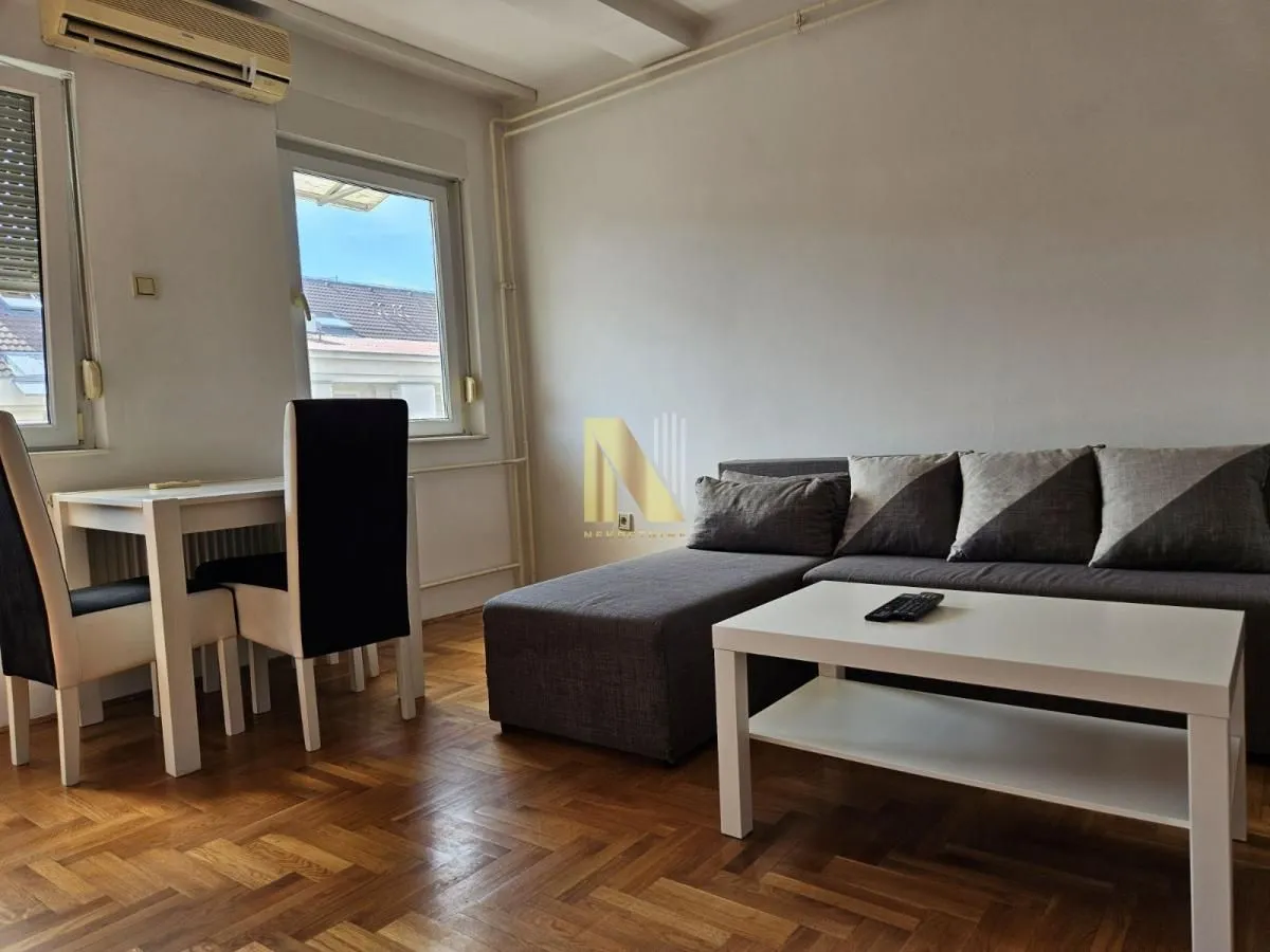 Izdavanje, dvosoban stan, 43m², Grbavica, Novi Sad Sve Podlokacije