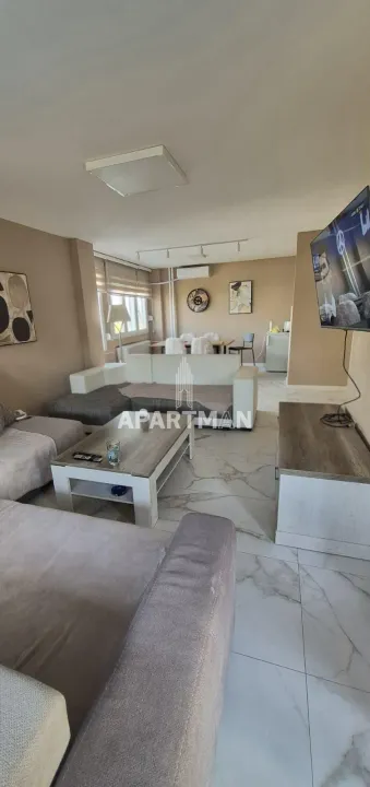 Prodaja, dvosoban stan, 90m², Novi Beograd Sve Podlokacije, Beograd
