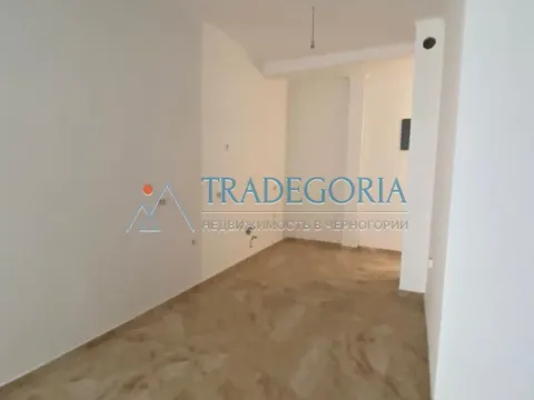 Prodaja, trosoban stan, 227m², Dobra Voda, Bar - image 5