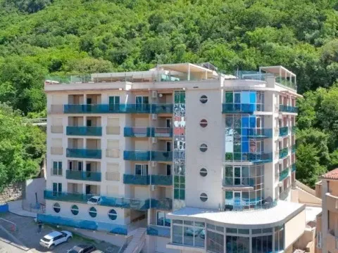 Sale, one bedroom apartment, 44m², Sveti Stefan, Budva - image 1
