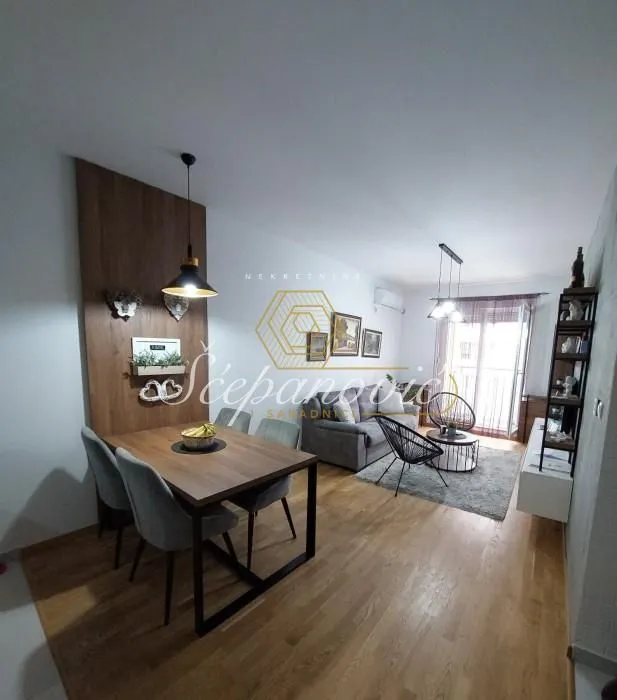 Prodaja, dvosoban stan, 56m², Rotkvarija, Novi Sad Sve Podlokacije
