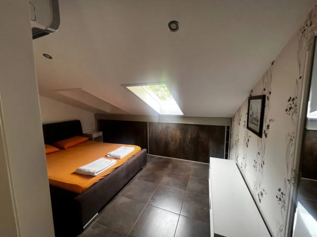 Sale, two bedroom apartment, 66m², Bečići, Budva