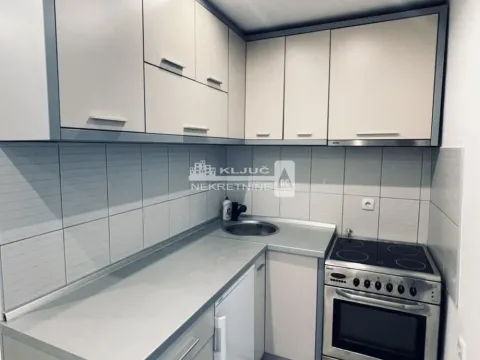 Izdavanje, poslovni prostor, 35m², Neimar, Vračar Sve Podlokacije - image 5