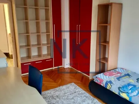Rent, house, 300m², Stari Aerodrom, Podgorica - image 10