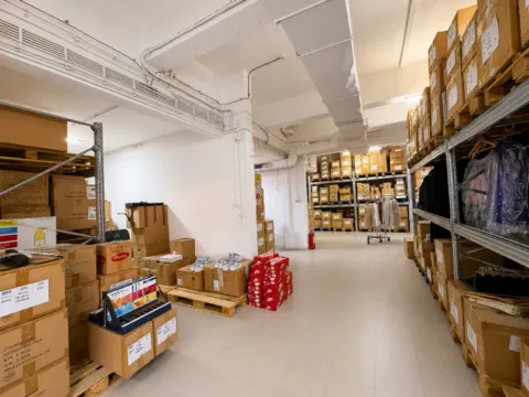 Rent, office space, 200m², Kluz, Zvezdara Sve Podlokacije - image 9