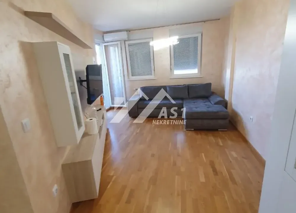 Izdavanje, jednosoban stan, 40m², Telep, Novi Sad Sve Podlokacije
