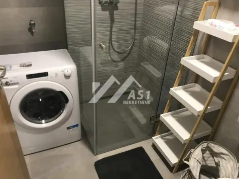 Izdavanje, dvosoban stan, 50m², Centar, Novi Sad - image 6