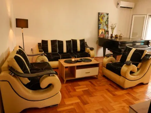 Rent, house, 160m², Zabjelo, Podgorica