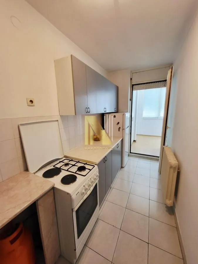 Prodaja, dvosoban stan, 67m², Novo naselje, Novi Sad