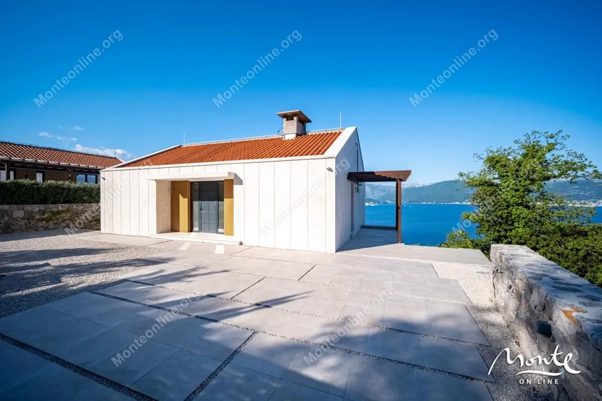 Prodaja, kuća, 166m², Krašići, Tivat