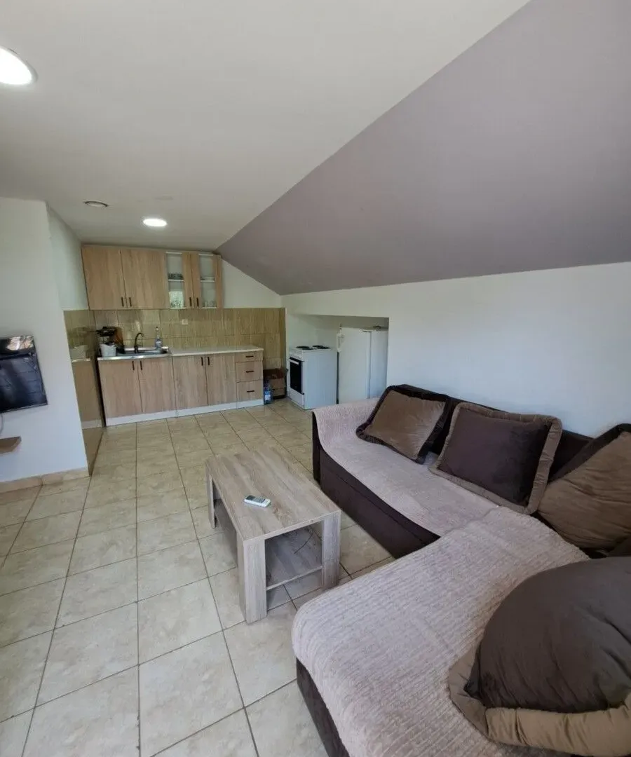 Rent, one bedroom apartment, 45m², Momišići, Podgorica
