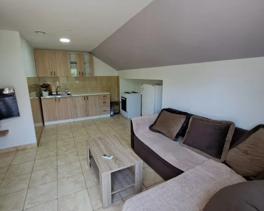 Rent, one bedroom apartment, 45m², Momišići, Podgorica