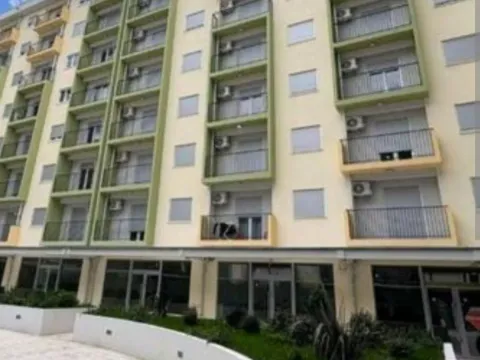 Rent, one bedroom apartment, 40m², Pobrežje, Podgorica - image 2