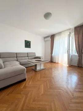 Rent, one bedroom apartment, 60m², Preko Morače, Podgorica - image 1