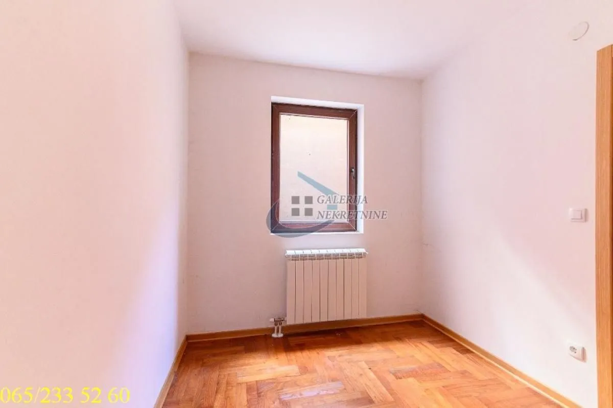 Sale, three bedroom apartment, 56m², Čubura, Beograd