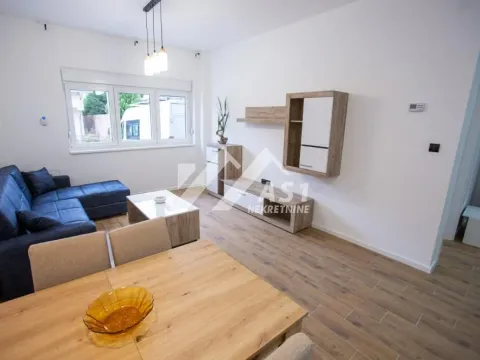 Izdavanje, jednosoban stan, 43m², Kamenjar, Novi Sad Sve Podlokacije - image 1