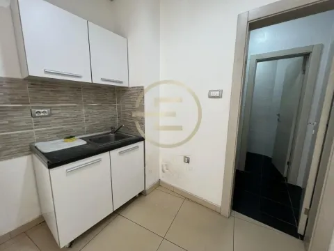 Rent, office space, 229m², Grbavica, Novi Sad Sve Podlokacije - image 10