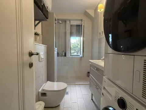 Prodaja, trosoban stan, 68m², Centar, Podgorica - image 10