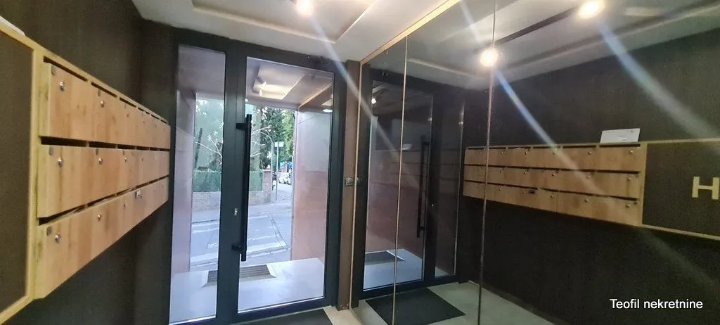 Izdavanje, trosoban stan, 66m², Zvezdara Sve Podlokacije, Beograd