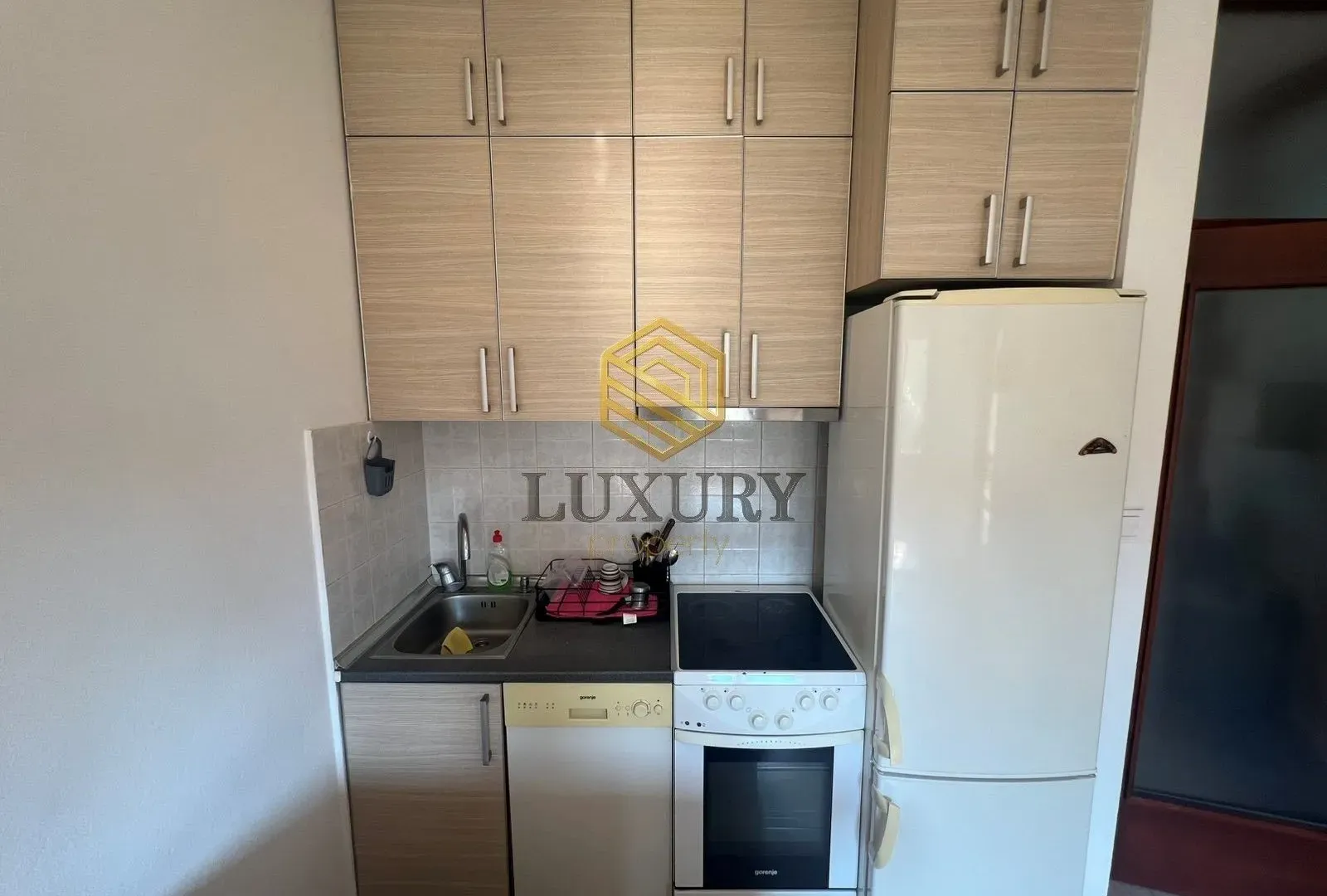 Rent, one bedroom apartment, 38m², Pobrežje, Podgorica
